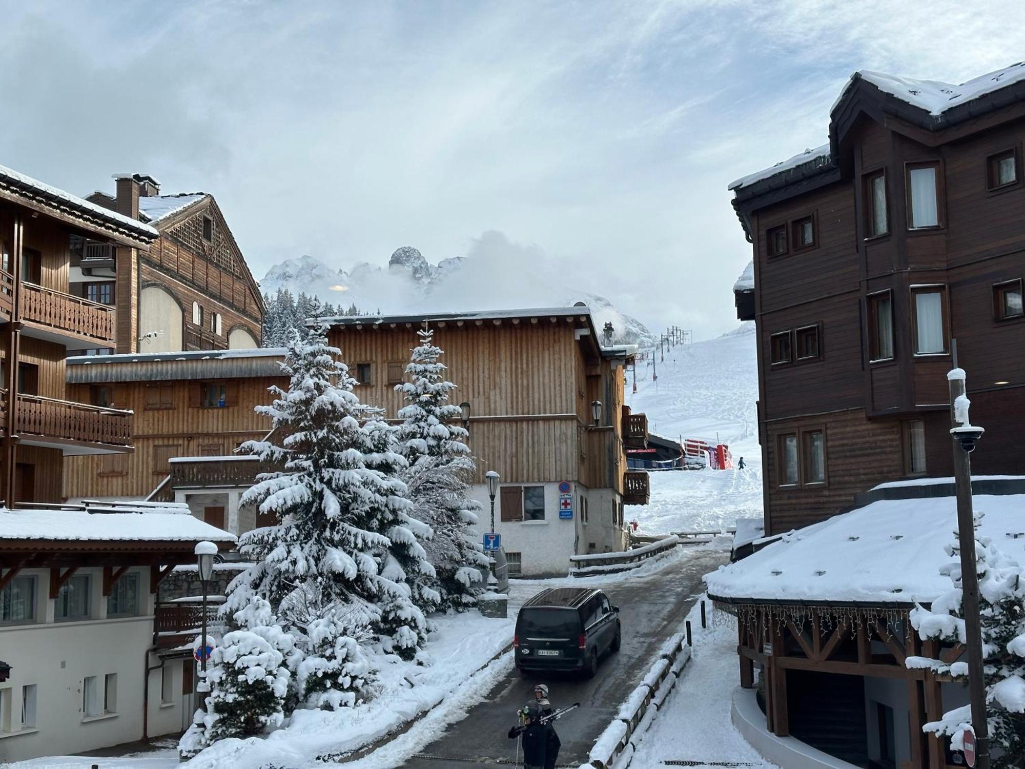 Les Loups Blancs Leilighet Courchevel Eksteriør bilde